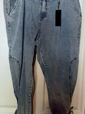 City Chic Women’s Baggy Denim Mid Rise Gathered Ankle Cropped Jeans